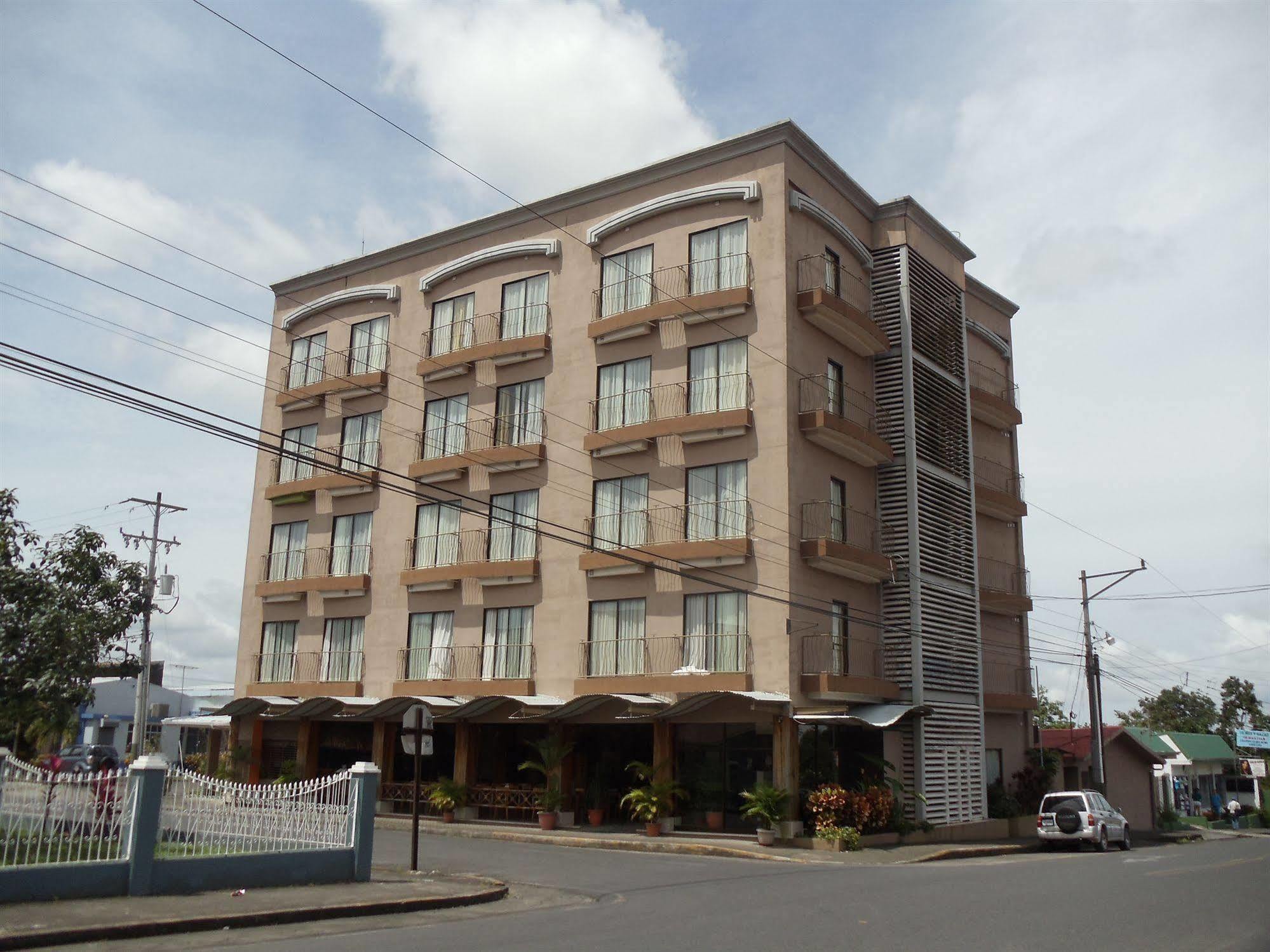Hotel La Fortuna المظهر الخارجي الصورة